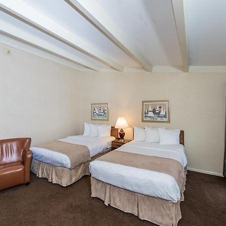 Windjammer Lodge Ogdensburg Eksteriør bilde